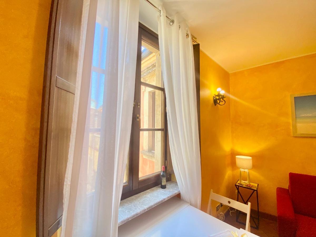 Caterina'S Charme Apartment Taormina Esterno foto